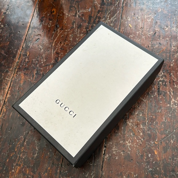 Pink Gucci rubber sandals, size 10 - Picture 5 of 5